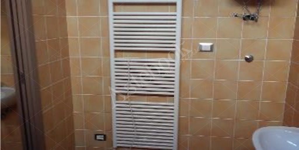 Laboratorio - Ufficio in complesso produttivo terziario in Castenaso 