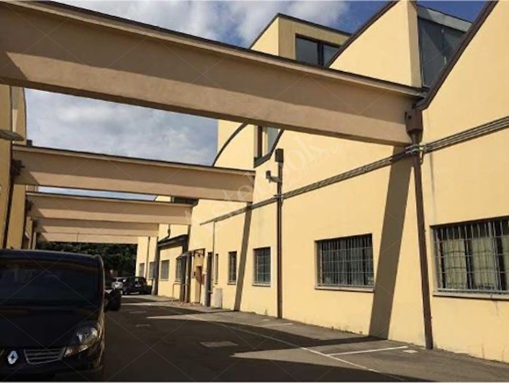 Laboratorio - Ufficio in complesso produttivo terziario in Castenaso 